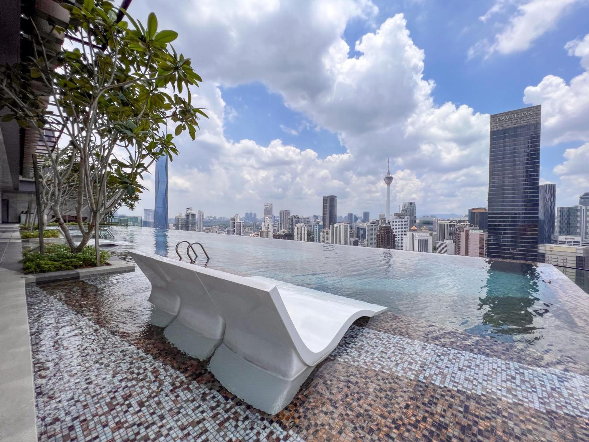 Apartemen Infinity Pool Kl View Axon Bukit Bintang Iconique