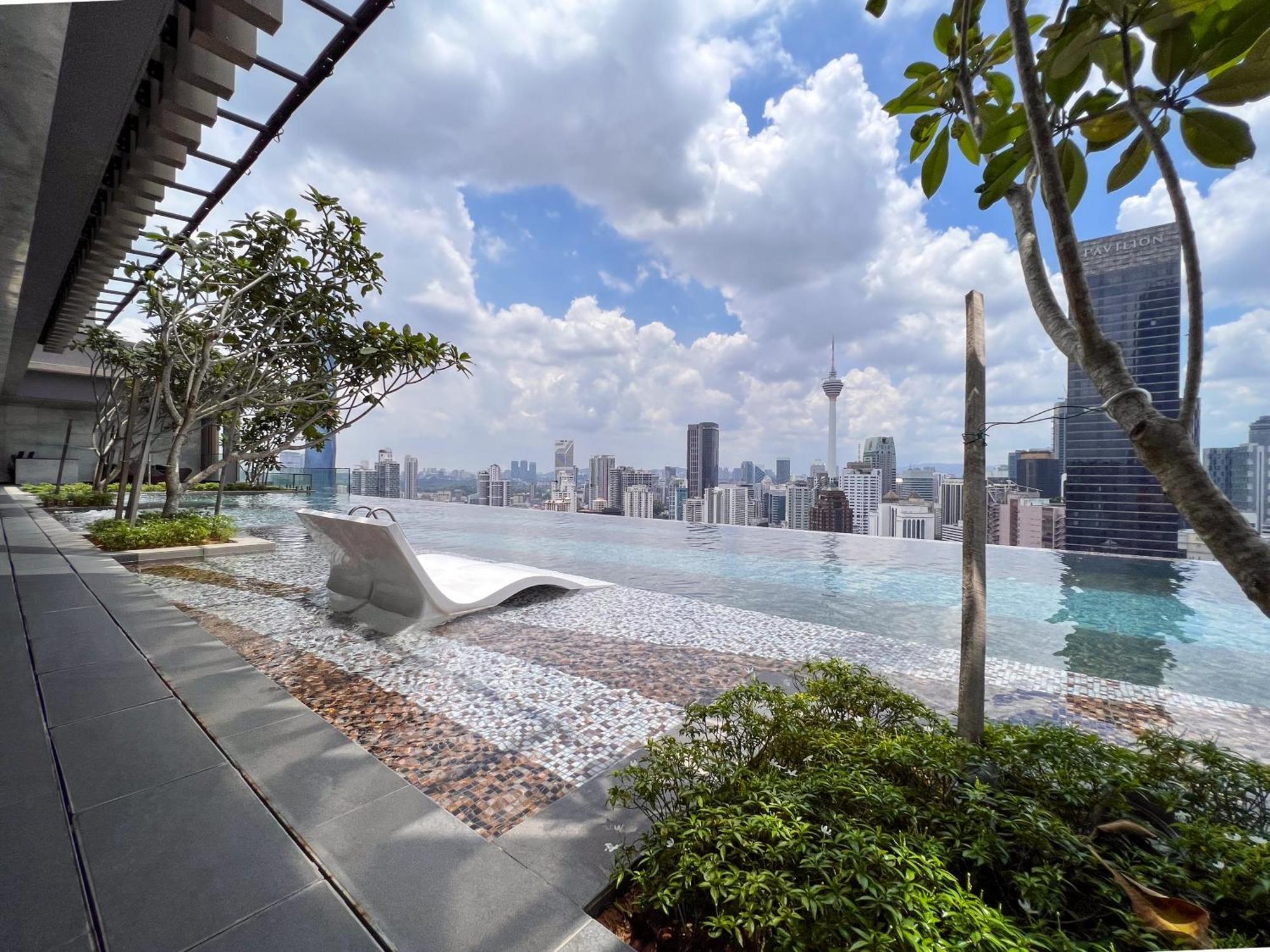 Apartemen Infinity Pool Kl View Axon Bukit Bintang Iconique *